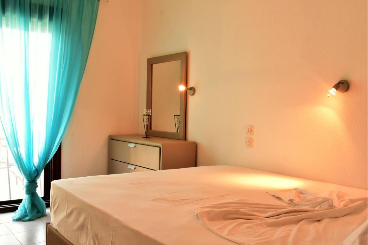 Theano Studios Paralia Sikias Luaran gambar